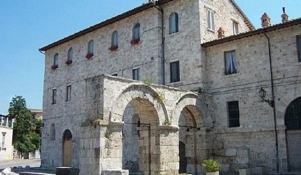 Fontana di Porta Romana, CIIP rassicura: nessuna criticità sulla qualità dell’acqua della rete